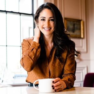 Meet your Posher, Jennifer